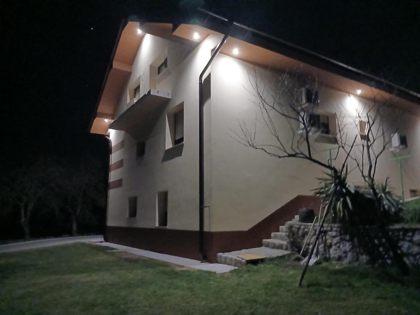 Luxury Apartment Ana With Hot Tub Visnja Gora Εξωτερικό φωτογραφία